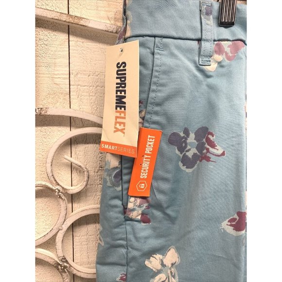 Dockers Men's Ultimate Supreme Flex Shorts NWT Size 28 Waist Blue Floral Pattern - Picture 2 of 7